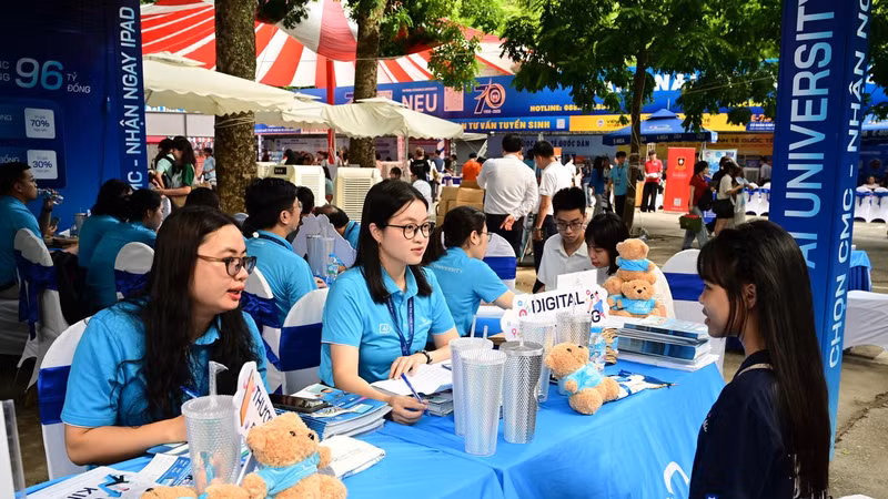 Bộ GD&ĐT ban hành quy trình chuẩn xây dựng chương trình, giáo trình đại học