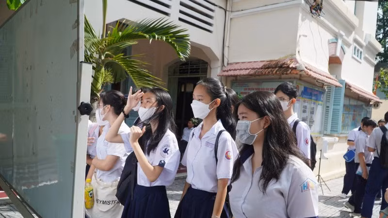 Không đỗ lớp 10 công lập, học sinh còn những lựa chọn nào?