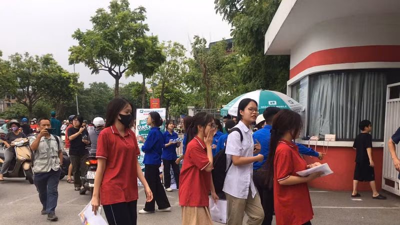 Thí sinh Hà Nội tham gia kỳ thi tốt nghiệp THPT 2026. Ảnh Bình Nguyên