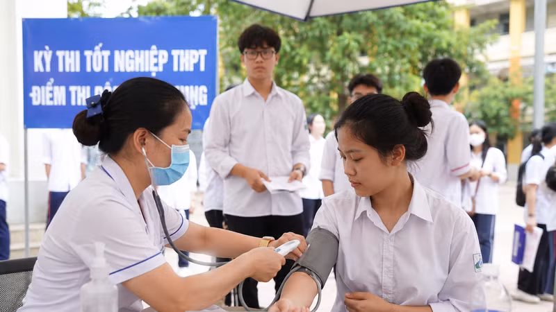 Bộ Y tế chuẩn bị các phương án y tế cho kỳ thi tốt nghiệp năm 2026
