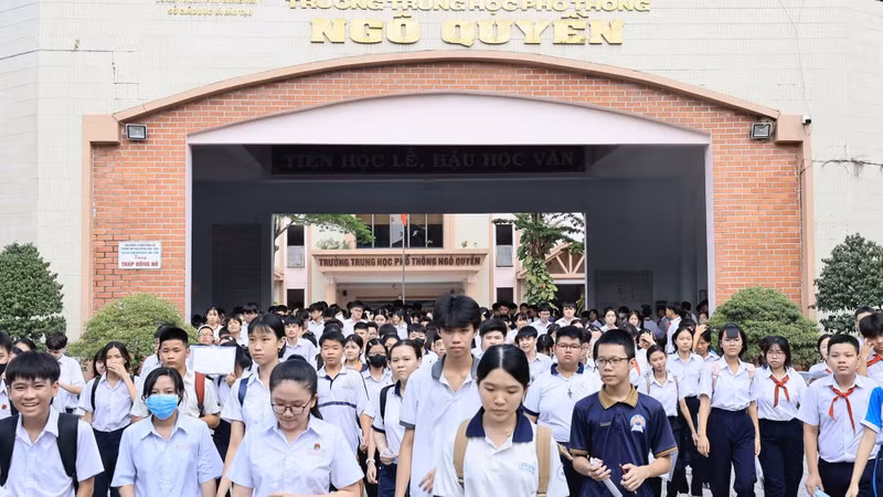 Đề và gợi ý đáp án đề thi vào lớp 10 Đồng Nai môn Văn 2026