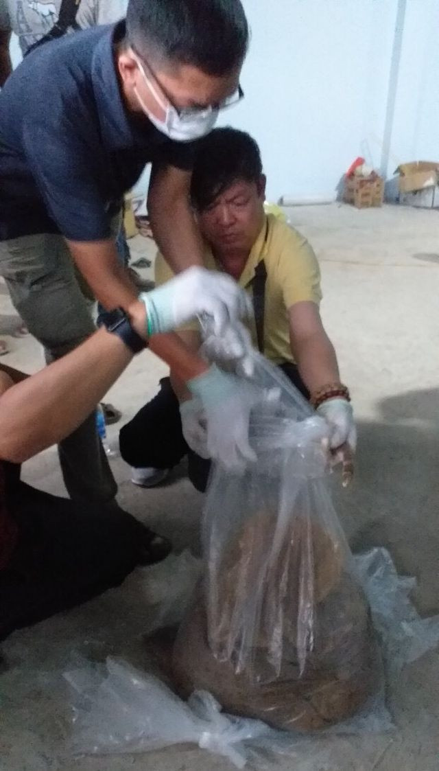 Cận cảnh 1 túi ma tuý