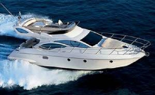 Siêu du thuyền Azimut 46 phiên bản sản xuất năm 2006 được bán với giá 885 bitcoin, tương đương với 325 nghìn EURO (khoảng 9,5 tỷ đồng).