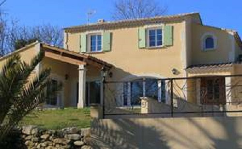 Khu nghỉ dưỡng cao cấp tại Uzes, miền nam nước Pháp có giá 2,8 nghìn bitcoin, tương đương với hơn 1 triệu EURO (khoảng 29 tỷ đồng).