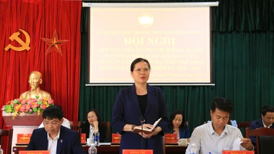 Bà Hà Thị Nga cam kết đồng hành cùng Lai Châu phát triển bền vững
