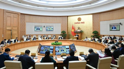 Chính phủ họp báo tháng 10/2025 Nỗ lực vượt khó thúc đẩy phát triển