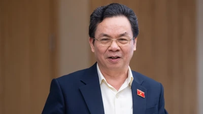  Muốn tăng trưởng 2 con số, Việt Nam buộc phải tái cấu trúc nền kinh tế