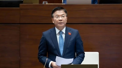 Phó Thủ tướng Lê Thành Long thông tin một số giải pháp ổn định giá vàng