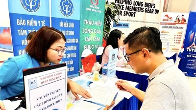 Tăng lương hưu: Áp lực ngân sách và bài toán công bằng