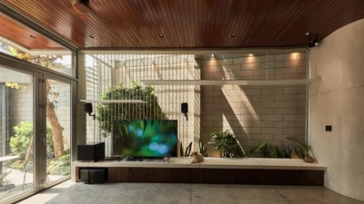 Nhà ống với những khoảng thở bình yên giữa Sài Gòn