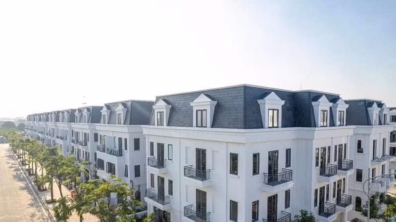Giá biệt thự, liền kề Hà Nội tăng 33%, giao dịch chỉ đạt 30%