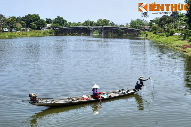 Điều tuyệt vời của 4 dòng sông nổi tiếng xứ Huế - Hình 8 Dieu tuyet voi cua 4 dong song noi tieng xu Hue-Hinh-8