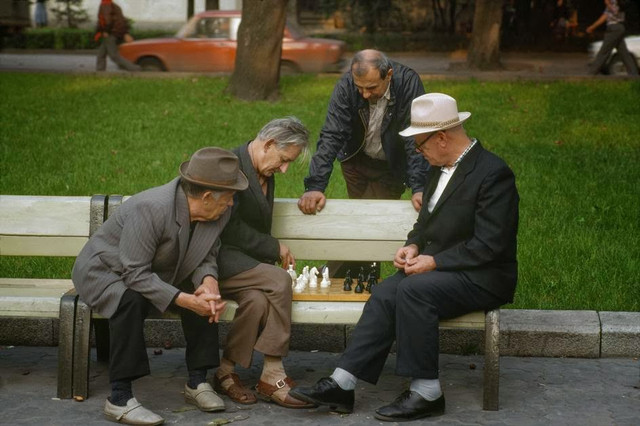 Cách thư giãn của người Ukraine những năm 1980 - Hình 3 Cach thu gian cua nguoi Ukraine nhung nam 1980-Hinh-3