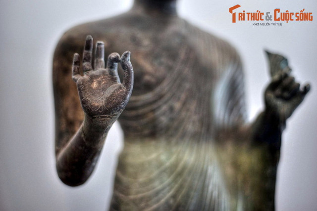 Biết gì về tượng Phật bằng đồng cổ nhất Đông Nam Á của Việt Nam? - Hình 6 Biet gi ve tuong Phat bang dong co nhat Dong Nam A cua Viet Nam?-Hinh-6