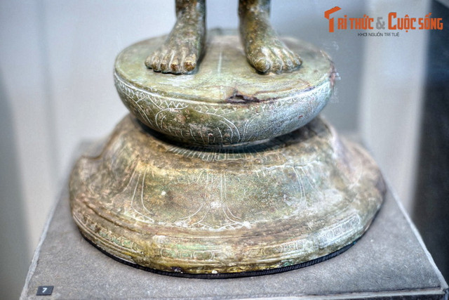 Biết gì về tượng Phật bằng đồng cổ nhất Đông Nam Á của Việt Nam? - Hình 3 Biet gi ve tuong Phat bang dong co nhat Dong Nam A cua Viet Nam?-Hinh-3