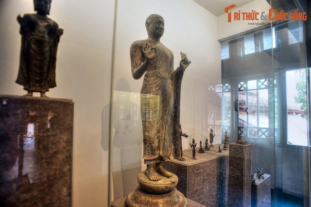 Biết gì về tượng Phật bằng đồng cổ nhất Đông Nam Á của Việt Nam? Biet gi ve tuong Phat bang dong co nhat Dong Nam A cua Viet Nam?