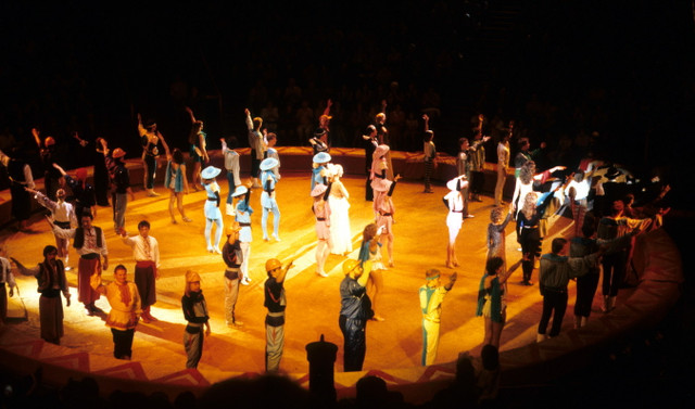 Cuộc sống sinh động ở Liên Xô năm 1987 qua loạt ảnh hiếm - Hình 4 Cuoc song sinh dong o Lien Xo nam 1987 qua loat anh hiem-Hinh-4