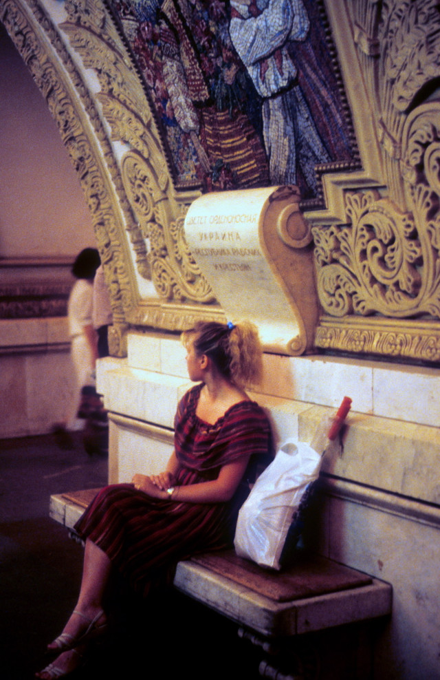 Cuộc sống sinh động ở Liên Xô năm 1987 qua loạt ảnh hiếm - Hình 7 Cuoc song sinh dong o Lien Xo nam 1987 qua loat anh hiem-Hinh-7