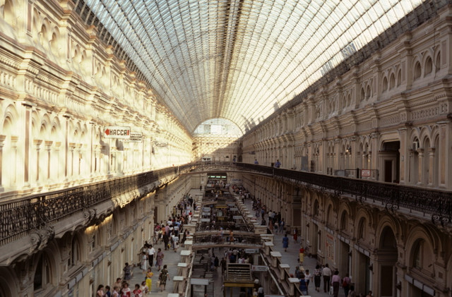 Cuộc sống sinh động ở Liên Xô năm 1987 qua loạt ảnh hiếm - Hình 6 Cuoc song sinh dong o Lien Xo nam 1987 qua loat anh hiem-Hinh-6