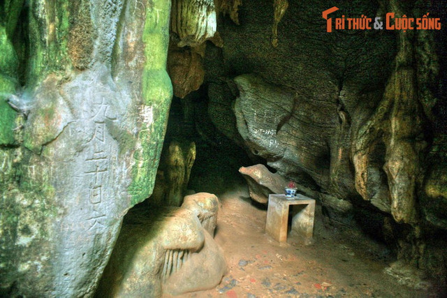 Chiêm ngưỡng 3 ngôi chùa trong hang kỳ vĩ nhất Việt Nam - Hình 3 Chiem nguong 3 ngoi chua trong hang ky vi nhat Viet Nam-Hinh-3