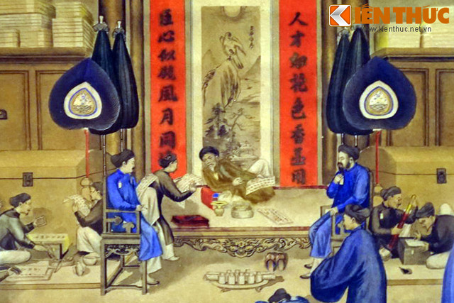 Bo tranh co cuc quy ve bo may trieu dinh nha Nguyen-Hinh-2