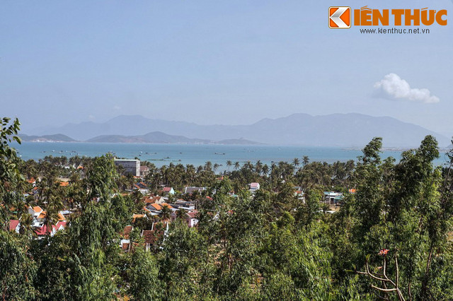 Bon vinh bien noi tieng the gioi phai ghe tham o Viet Nam