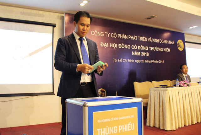 Độ giàu có của ông chủ dự án Laimain City xây 13.000 căn hộ không phép giữa Sài Gòn - Hình 2 Do giau co cua ong chu du an Laimain City xay 13.000 can ho khong phep giua Sai Gon-Hinh-2