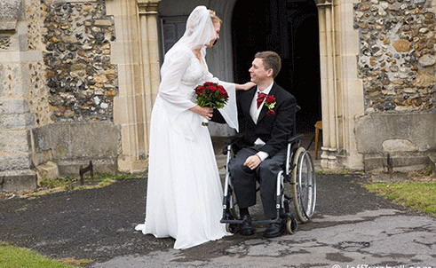 Chuyện lạ của“người bị kẹt trong cơ thể mình 12 năm - Hình 2 Chuyen la cua“nguoi bi ket trong co the minh 12 nam-Hinh-2