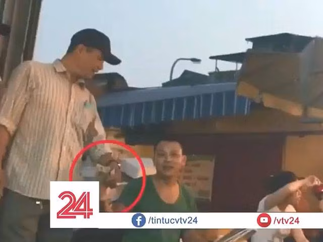 Khac voi ve bam tron khi o cho, giang ho Hung “kinh” trum bao ke cho Long Bien khoc nuc no truoc toa-Hinh-9