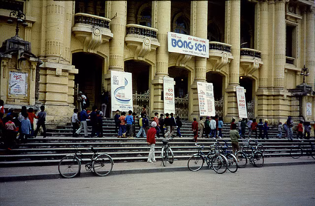 Nhip song binh yen cua Ha Noi nam 1986