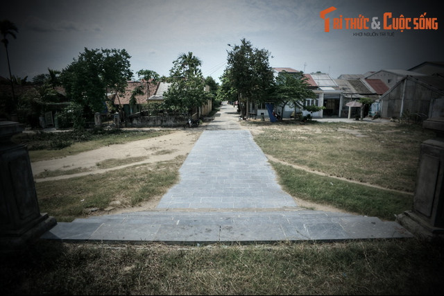 Bí mật tâm linh của đàn tế cổ quy tụ đất đai của nước Việt - Hình 7 Bi mat tam linh cua dan te co quy tu dat dai cua nuoc Viet-Hinh-7