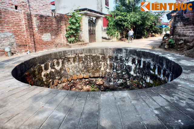 Ý nghĩa tâm linh của giếng cổ làng Đường Lâm - Hình 2 Y nghia tam linh cua gieng co lang Duong Lam-Hinh-2