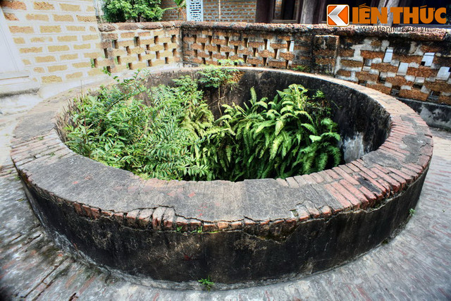 Ý nghĩa tâm linh của giếng cổ làng Đường Lâm - Hình 3 Y nghia tam linh cua gieng co lang Duong Lam-Hinh-3