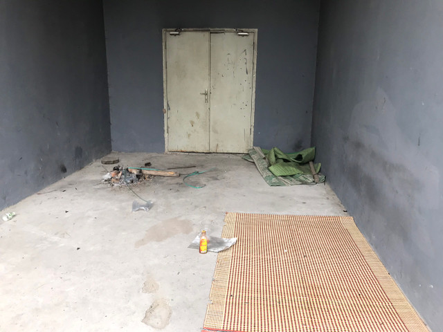 Toàn cảnh khu tái định cư Đền Lừ III bỏ hoang, lãng phí - Hình 9 Toan canh khu tai dinh cu Den Lu III bo hoang, lang phi-Hinh-9