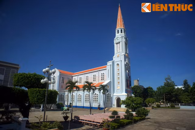 Ngam 10 nha tho co kien truc dac biet nhat Viet Nam-Hinh-10