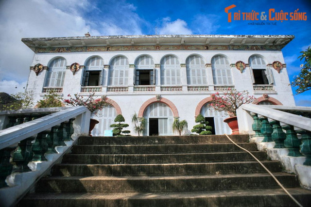 3 dinh thự cổ nổi tiếng Việt Nam và chuyện tình vua chúa, quý tộc thời xưa - Hình 5 3 dinh thu co noi tieng Viet Nam va chuyen tinh vua chua, quy toc thoi xua-Hinh-5