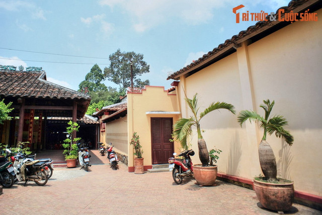 Điều đặc biệt ở ngôi miếu linh thiêng nhất Vĩnh Long - Hình 10 Dieu dac biet o ngoi mieu linh thieng nhat Vinh Long-Hinh-10