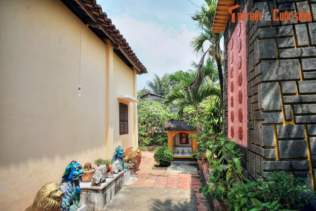 Điều đặc biệt ở ngôi miếu linh thiêng nhất Vĩnh Long - Hình 9 Dieu dac biet o ngoi mieu linh thieng nhat Vinh Long-Hinh-9