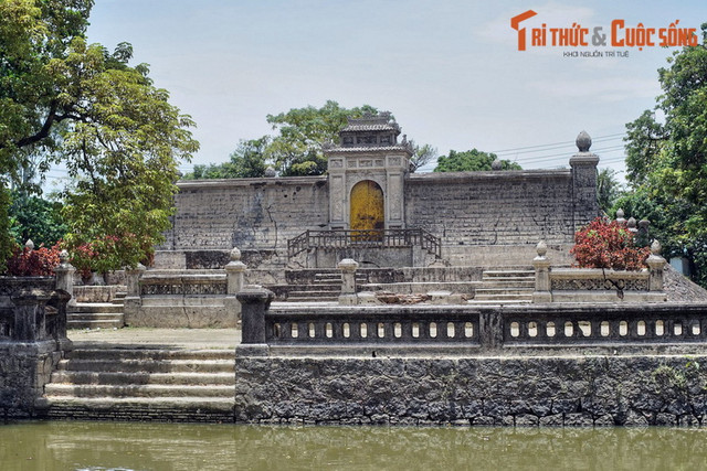Thuyết phong thủy ẩn giấu trong lăng mộ mẹ vua Khải Định - Hình 2 Thuyet phong thuy an giau trong lang mo me vua Khai Dinh-Hinh-2