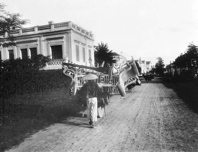 Hà Nội thập niên 1900 cực sống động qua loạt ảnh quý - Hình 4 Ha Noi thap nien 1900 cuc song dong qua loat anh quy-Hinh-4