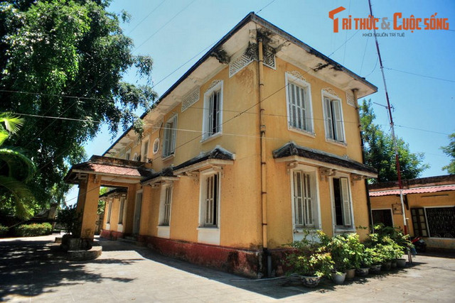 Ngắm loạt công trình đậm chất phương Tây trong Hoàng thành Huế - Hình 4 Ngam loat cong trinh dam chat phuong Tay trong Hoang thanh Hue-Hinh-4