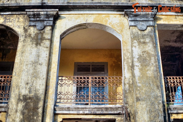 Ngắm loạt công trình đậm chất phương Tây trong Hoàng thành Huế - Hình 7 Ngam loat cong trinh dam chat phuong Tay trong Hoang thanh Hue-Hinh-7
