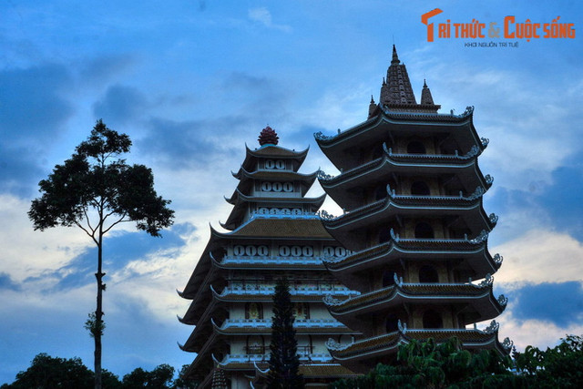 Câu chuyện kỳ bí về các đạo sĩ vùng Bảy Núi An Giang - Hình 10 Cau chuyen ky bi ve cac dao si vung Bay Nui An Giang-Hinh-10