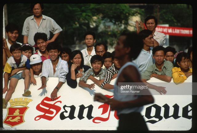 TP. HCM những năm 1990 cực sinh động qua ảnh của Steven Raymer - Hình 9 TP. HCM nhung nam 1990 cuc sinh dong qua anh cua Steven Raymer-Hinh-9