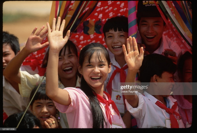 Cuộc sống ở Lào Cai năm 1993 cực nhộn nhịp - Hình 5 Cuoc song o Lao Cai nam 1993 cuc nhon nhip-Hinh-5