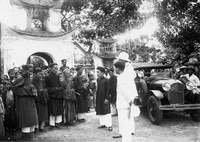 Ảnh hiểm về cảnh tiêm chủng ở Việt Nam một thế kỷ trước - Hình 2 Anh hiem ve canh tiem chung o Viet Nam mot the ky truoc-Hinh-2