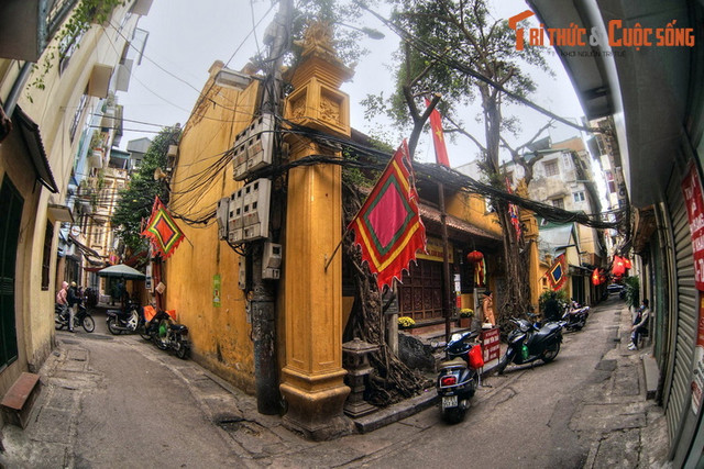 Độc lạ ngôi đình thờ Nguyên phi Ỷ Lan giữa phố cổ Hà Nội Doc la ngoi dinh tho Nguyen phi Y Lan giua pho co Ha Noi