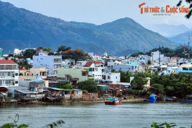 Điều đặc biệt ở dòng sông biểu tượng của thành phố Nha Trang - Hình 2 Dieu dac biet o dong song bieu tuong cua thanh pho Nha Trang-Hinh-2