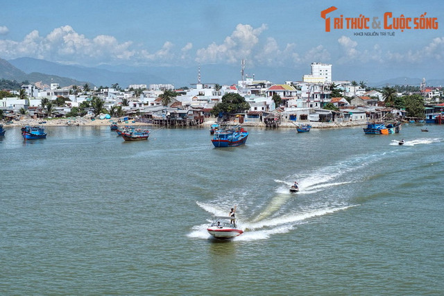 Điều đặc biệt ở dòng sông biểu tượng của thành phố Nha Trang - Hình 11 Dieu dac biet o dong song bieu tuong cua thanh pho Nha Trang-Hinh-11