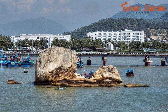 Điều đặc biệt ở dòng sông biểu tượng của thành phố Nha Trang - Hình 4 Dieu dac biet o dong song bieu tuong cua thanh pho Nha Trang-Hinh-4